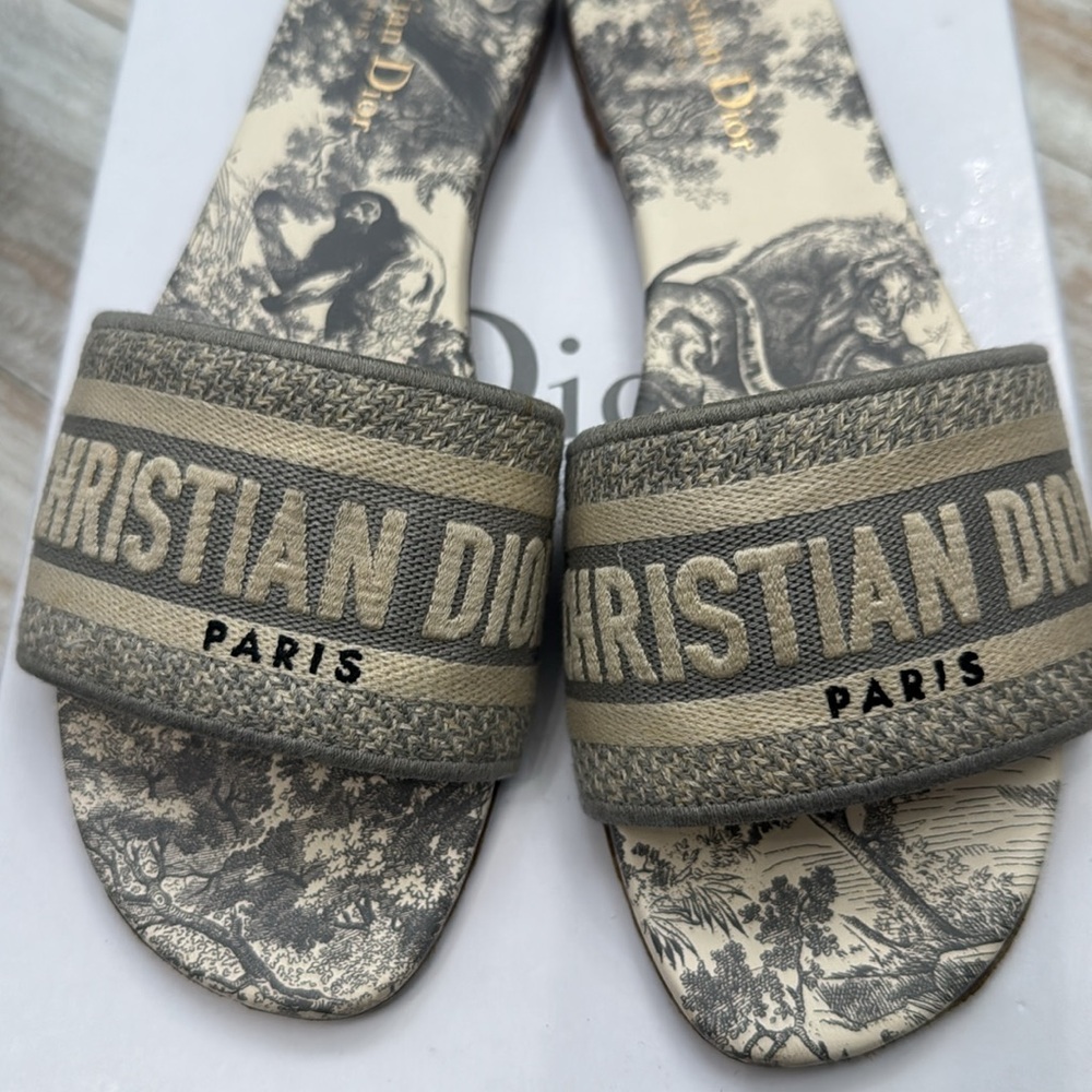 Dior Beige Slide Sandals - Picture 4 of 7